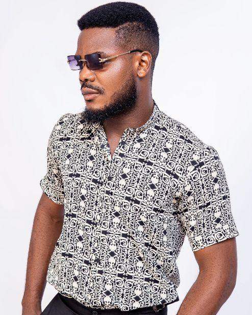 Men's Short Patterned Sleeve Shirt with Bishop Collar - seven.streets - Liverpool