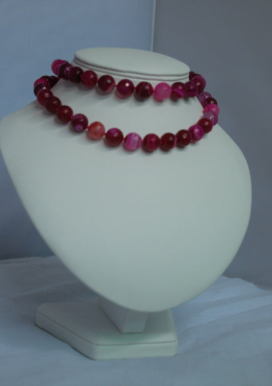 A Touch of  Gems: Pink Agate Necklace